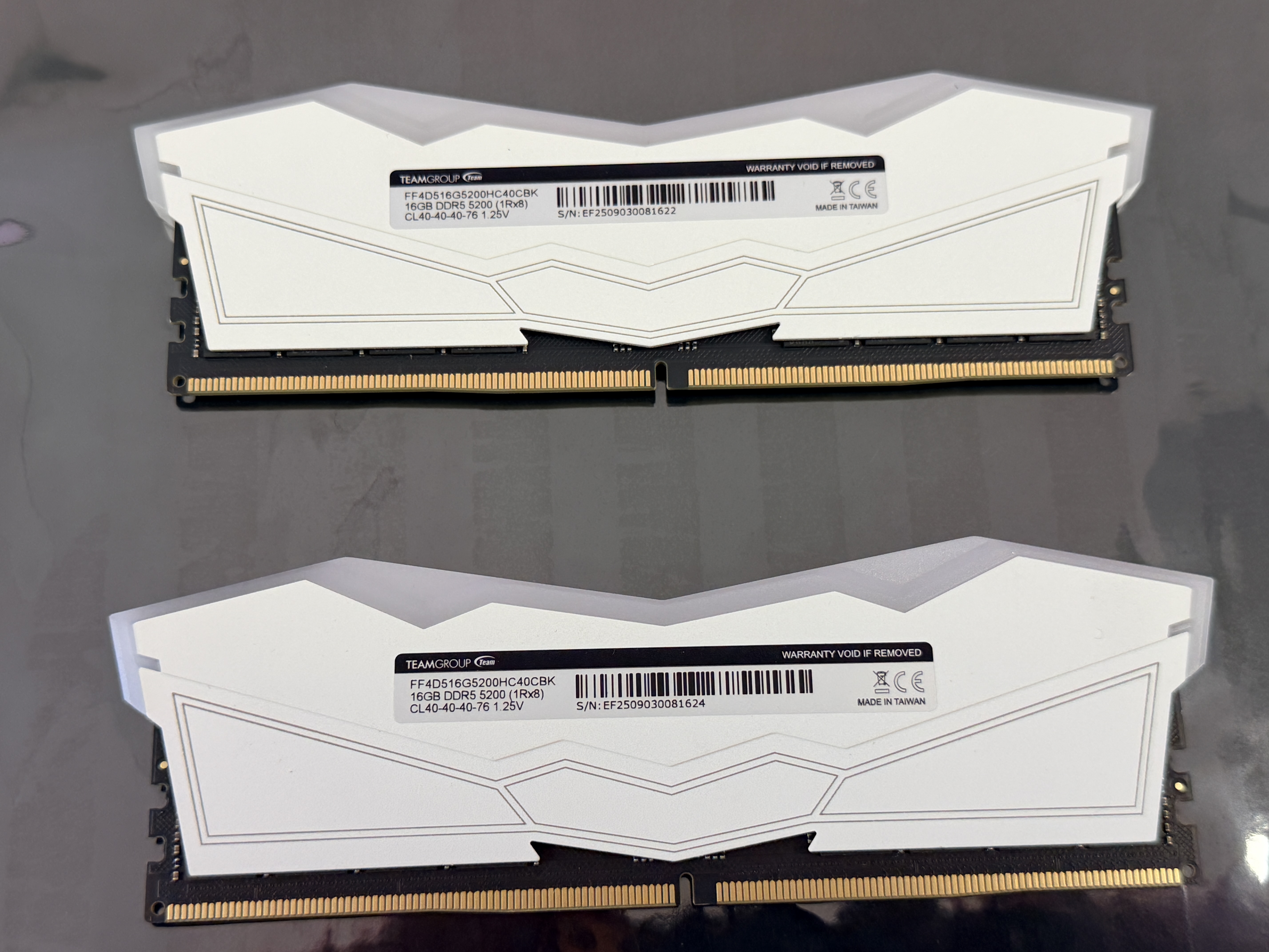 Team Group T-Force Delta RGB 32GB (2x16GB) DDR5 5200MHz CL40 White Desktop RAM