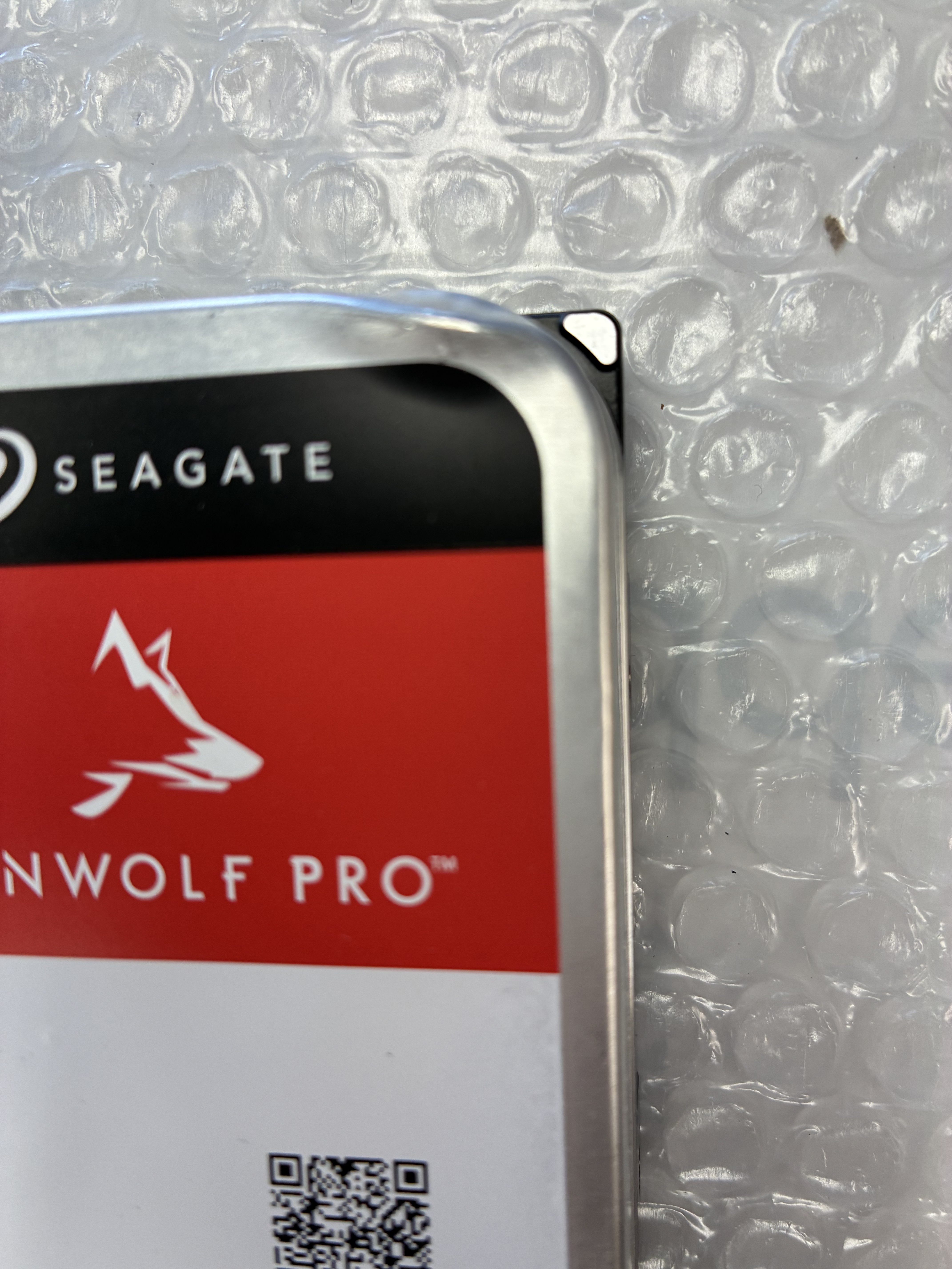 Seagate - ST16000NT001 - 16TB IronWolf Pro NAS - Internal HDD