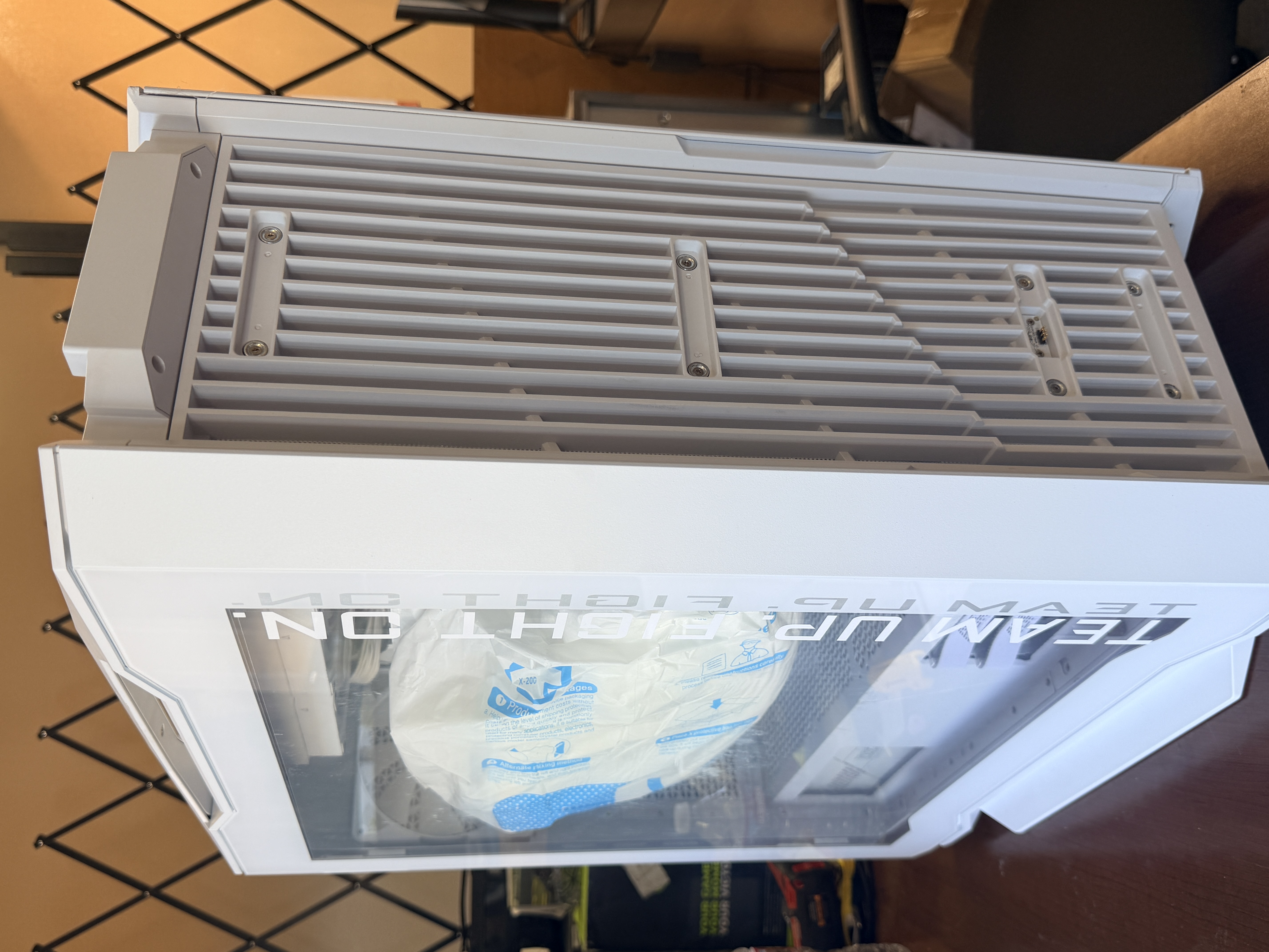 No GPU GIGABYTE AORUS SUPREME 5 ICE 9800X3D 64GB RAM 2TB SSD