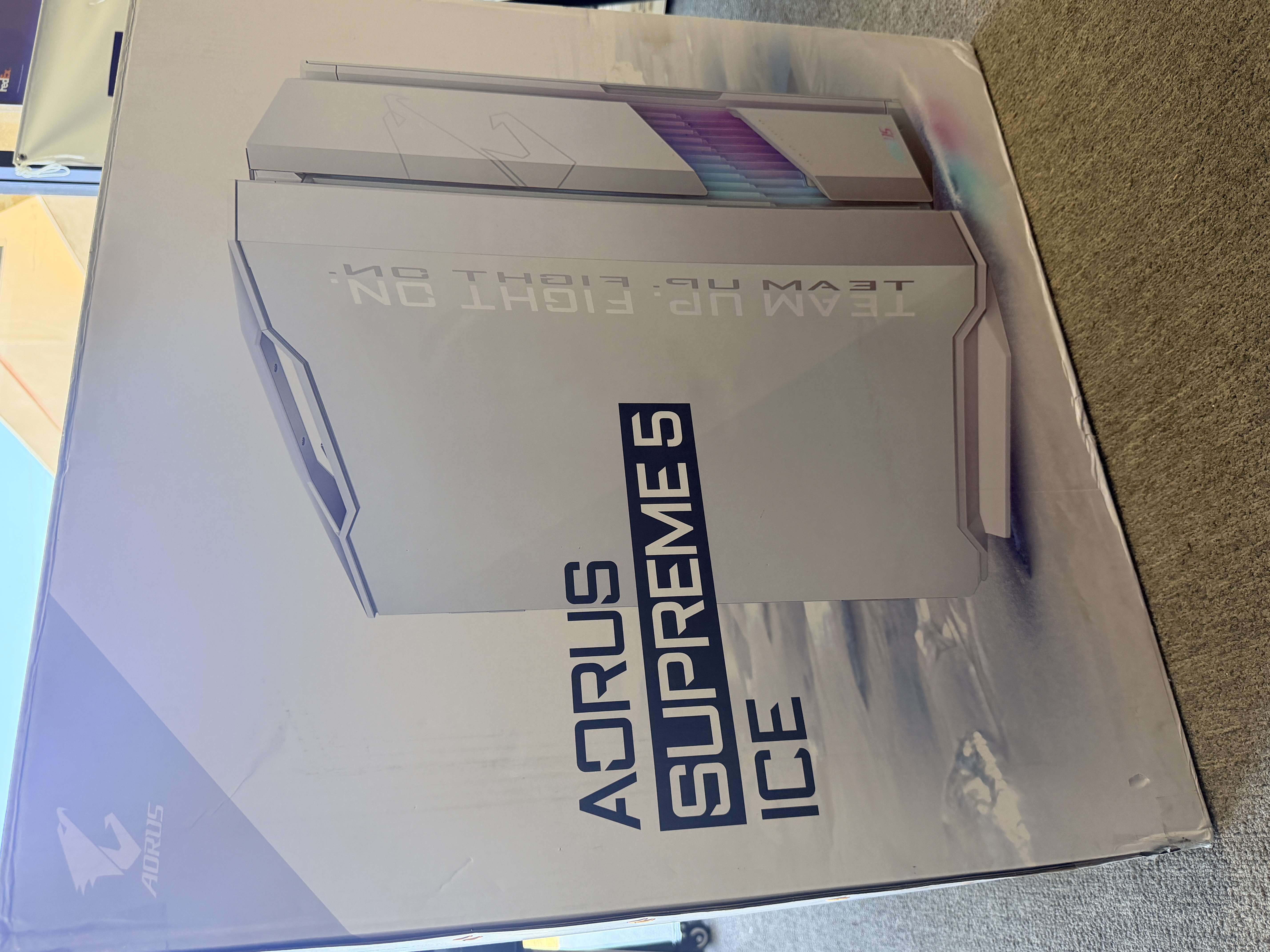 No GPU GIGABYTE AORUS SUPREME 5 ICE 9800X3D 64GB RAM 2TB SSD